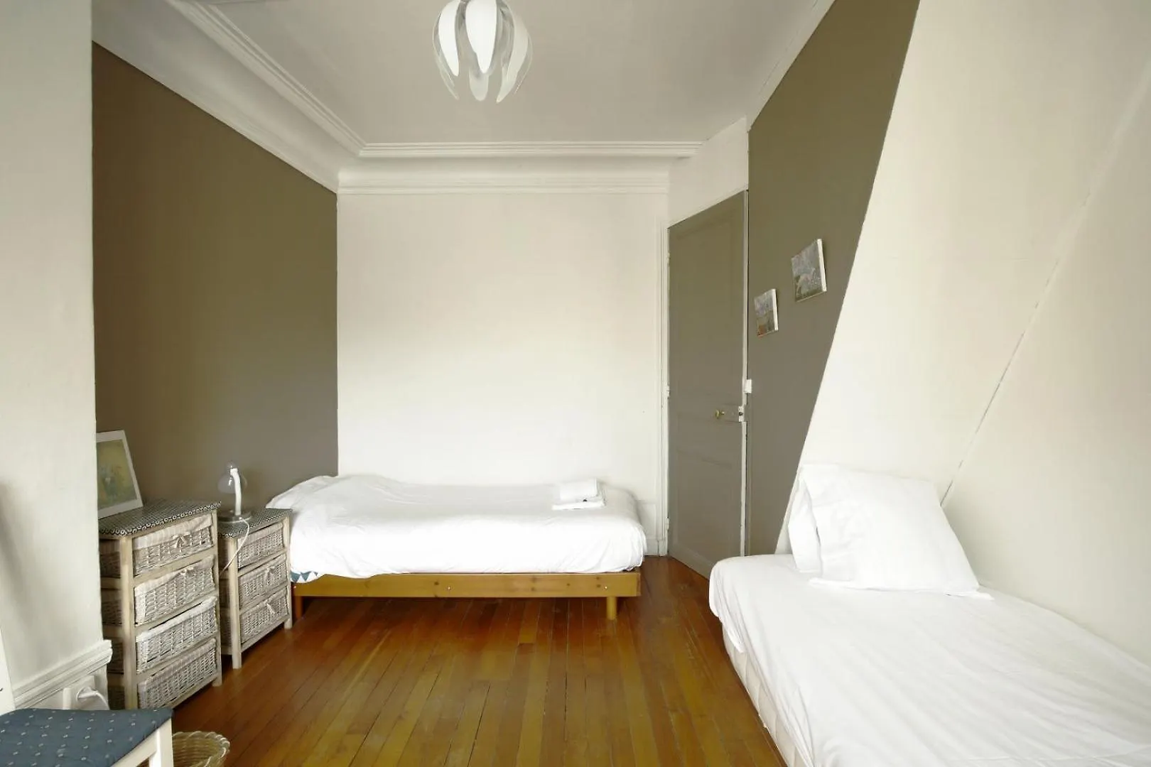 아파트 Spacious With 3 Bedrooms - Tour Eiffel